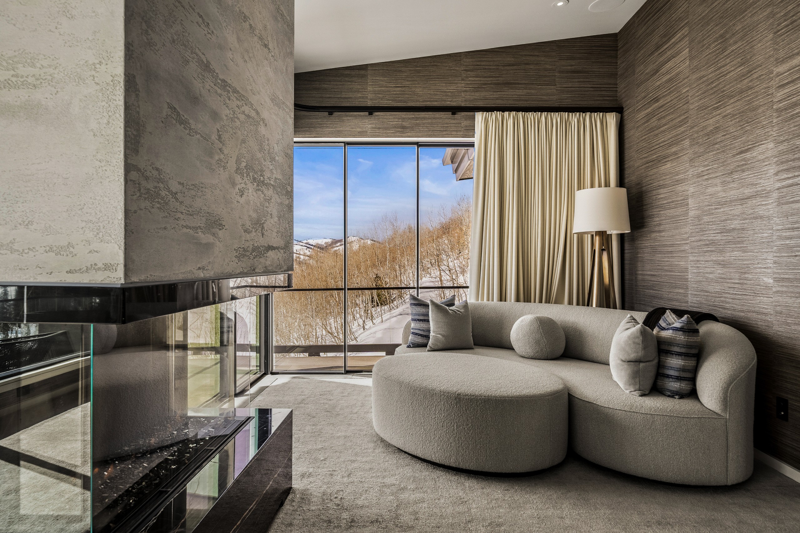 Grizzly suite bedroom